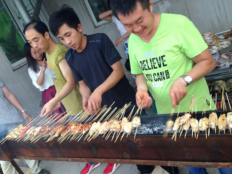 專(zhuān)業(yè)紙罐生產(chǎn)廠家軍興溢美舉辦仲夏狂歡夜