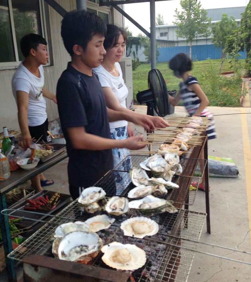 專(zhuān)業(yè)紙罐生產(chǎn)廠家軍興溢美舉辦仲夏狂歡夜